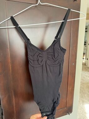 SKIMS Black Seamless Shapewear Bodysuit